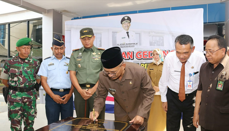 Bupati Subang Meresmikan Gedung Disdukcapil