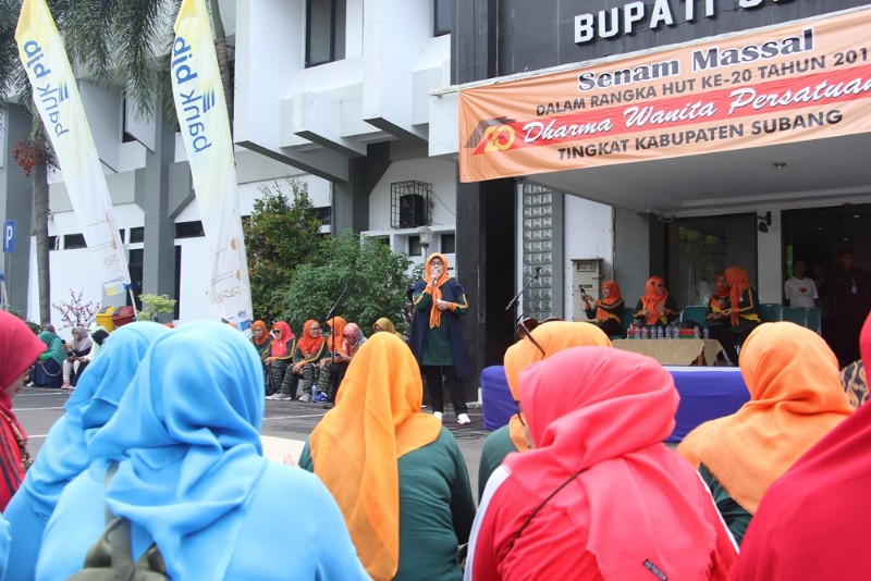 Hut Dharma Wanita ke 20 Gelar Donor Darah dan Senam